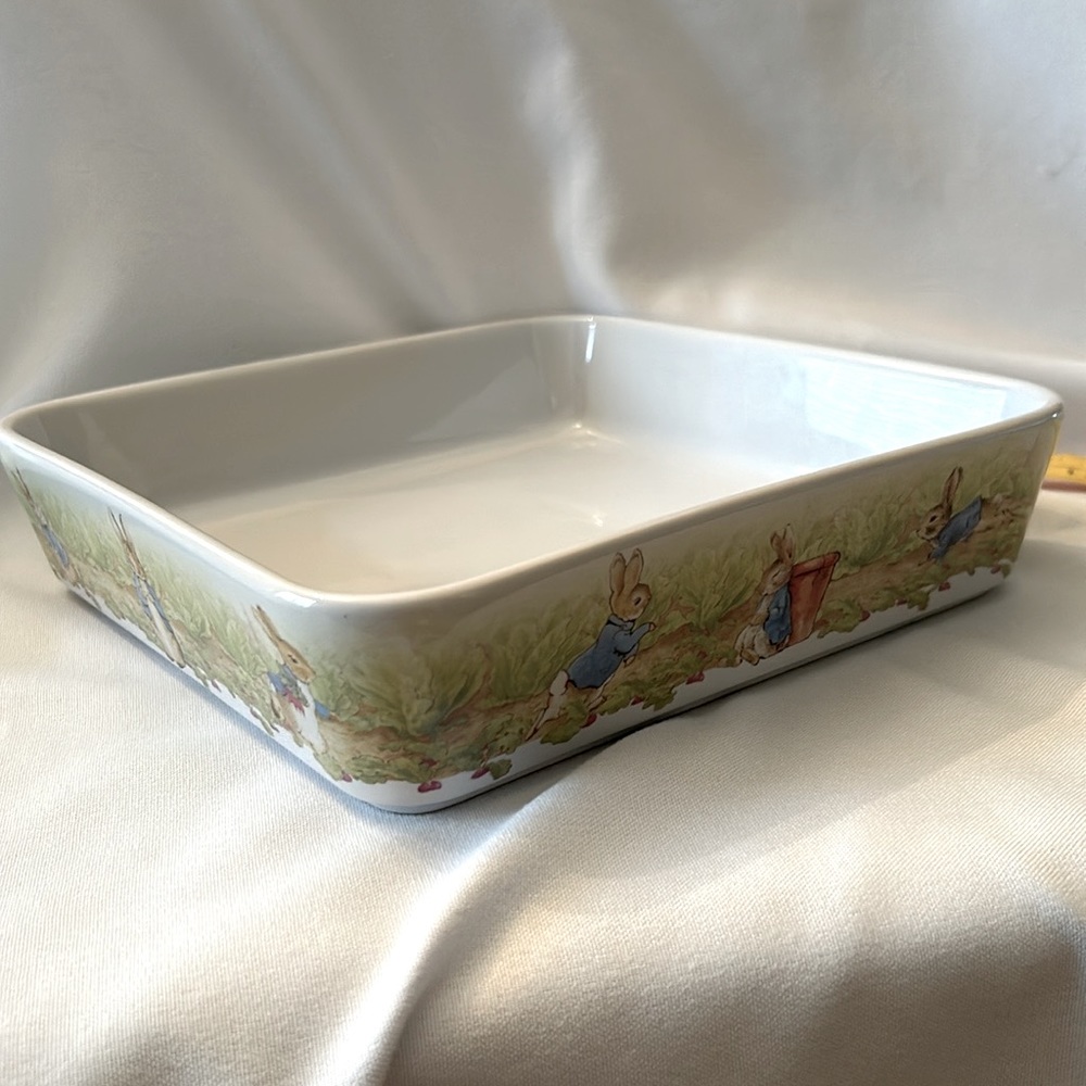 Peter Rabbit Casserole Dish